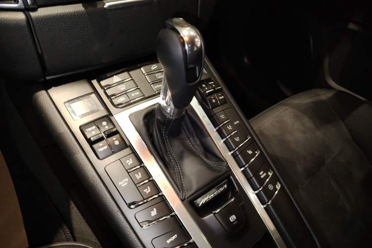 Used Porsche Macan 2016 Macan 2.0T
