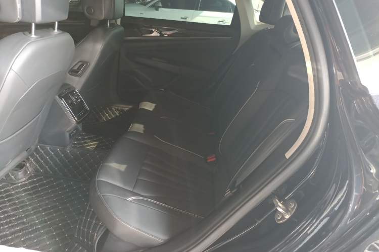 Used Volkswagen Passat 2024 380TSI Starry Dragon Edition
