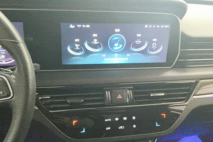 Used Hongqi HS5 2022 Restyled 2.0T Smart Connect Flagship All-Wheel-Drive Version
