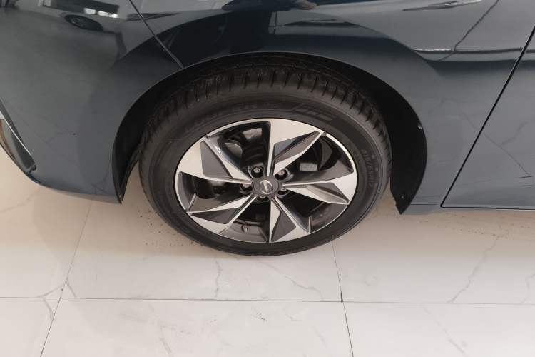 Used GAC Trumpchi M6 2021 PRO 270T DCT Luxury Edition
