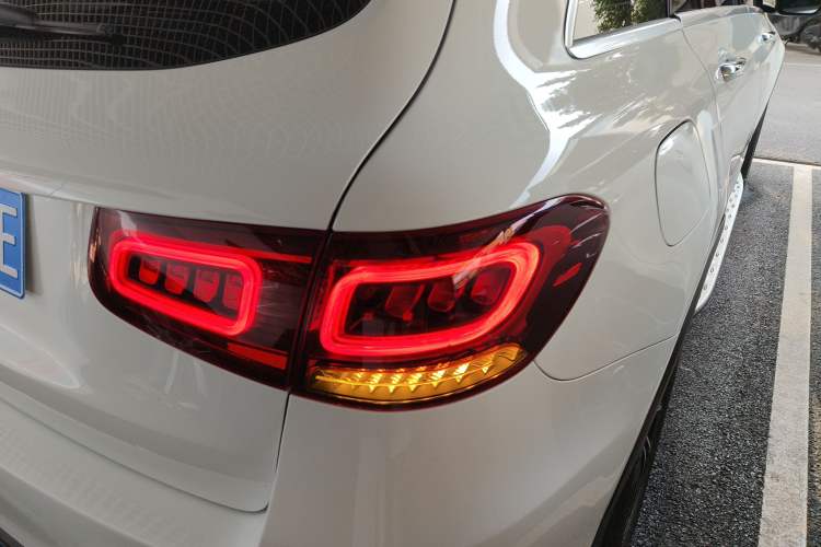 Used Mercedes-Benz GLC 2021 GLC 300 L 4MATIC Dynamic Model
