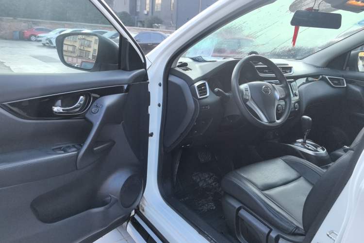 Used Nissan Qashqai 2017 2.0L CVT Elite Edition China VI Standard
