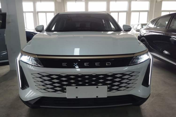 Used  Stellar 2023 400T Two-Wheel Drive Comfort Edition
