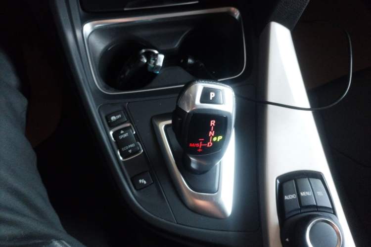 Used BMW 3 Series 2015 316Li Fashion Model