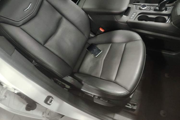 Used Cadillac XT6 2020 28T Six-Seater Luxury Version