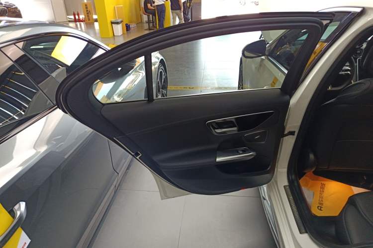 Used Mercedes-Benz C-Class 2023 Revised C 200 L Sport Edition
