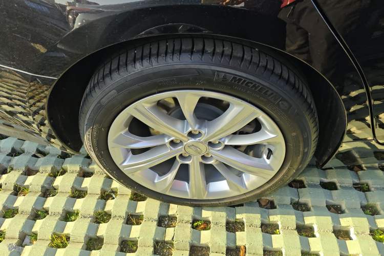 Used Cadillac CT5 2024 28T Luxury Pro Trim
