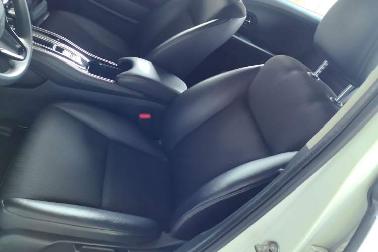 Used Honda Vezel 2020 220 TURBO CVT Luxury Edition