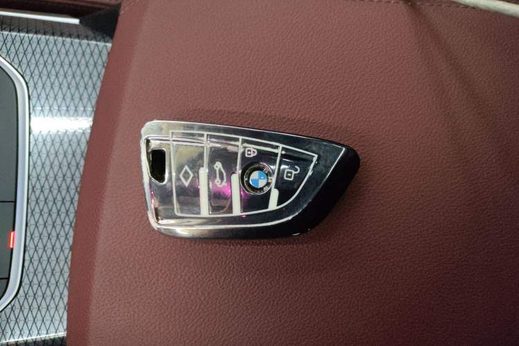 Used BMW i3 2023 eDrive 40 L Midnight Edition