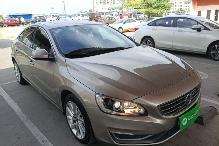 Used Volvo S60 2016 S60L T4 Zhiyuan Edition
