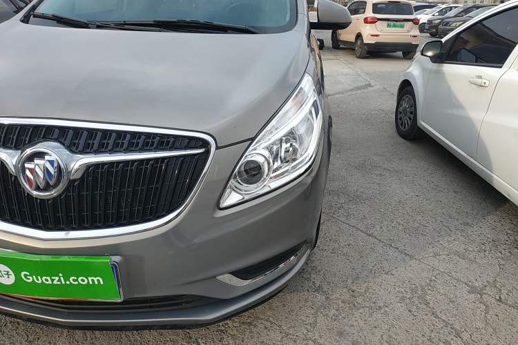 Used Buick GL8 2018 28T Comfort Model China VI Standard
