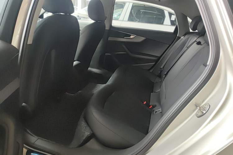 Used Audi A4L 2018 30th Anniversary Edition 40 TFSI Trendy Model
