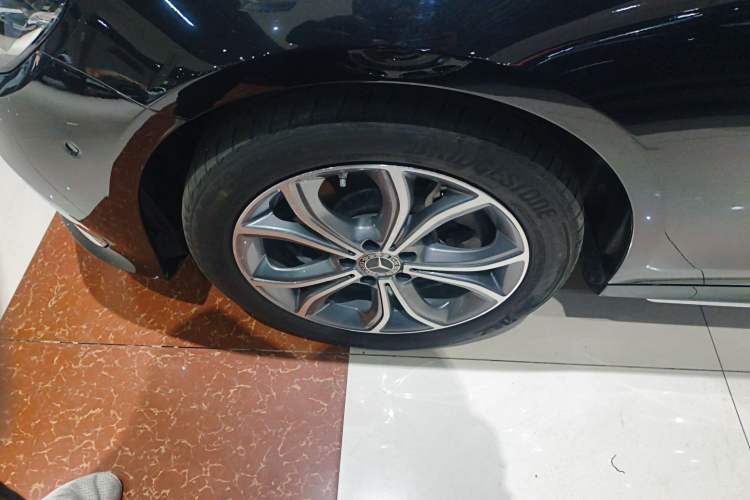 Used Mercedes-Benz E-Class 2023 Restyled E 300 L Sporty and Stylish Edition