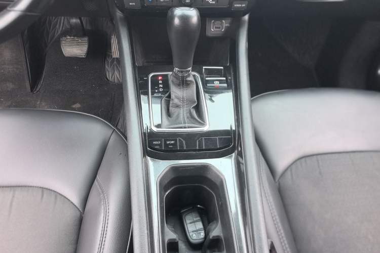 Used  Compass 2021 220T Automatic Leading Edition
