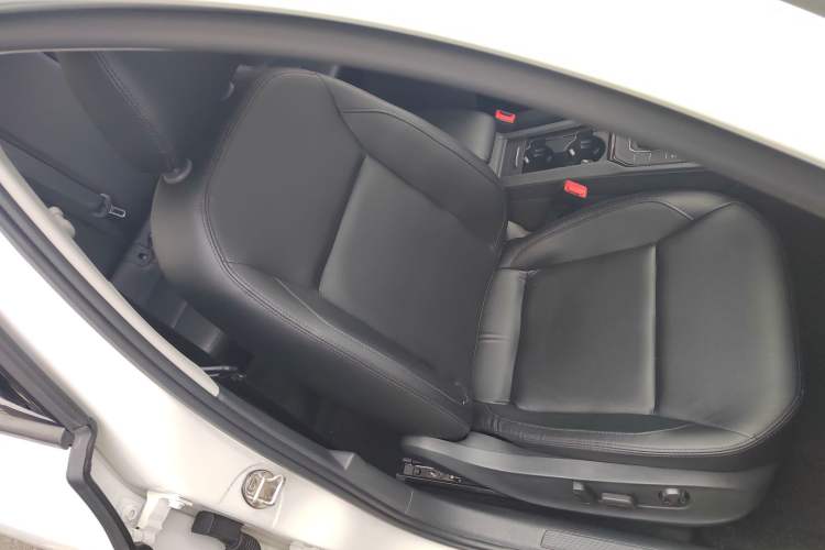 Used Volkswagen Lamando 2021 230TSI DSG Fashion Edition
