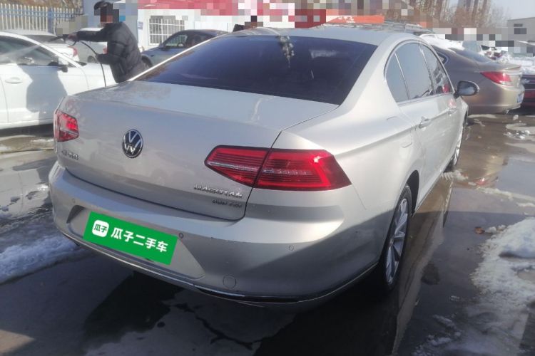 Used Volkswagen Magotan 2017 330TSI DSG Leading Model
