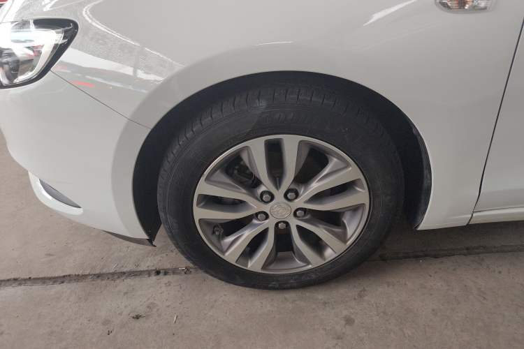 Used Buick GT 2018 18T Automatic Elite Model
