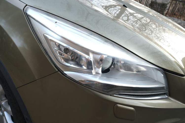 Used Ford Kuga 2013 2.0L GTDi Four-Wheel Drive Premium Model
