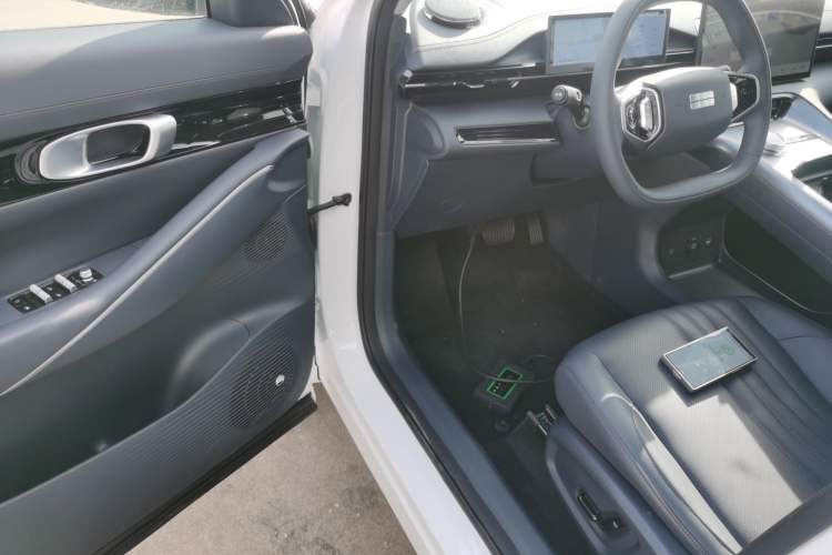 Used  E5 2026 Model 530km Launch Edition
