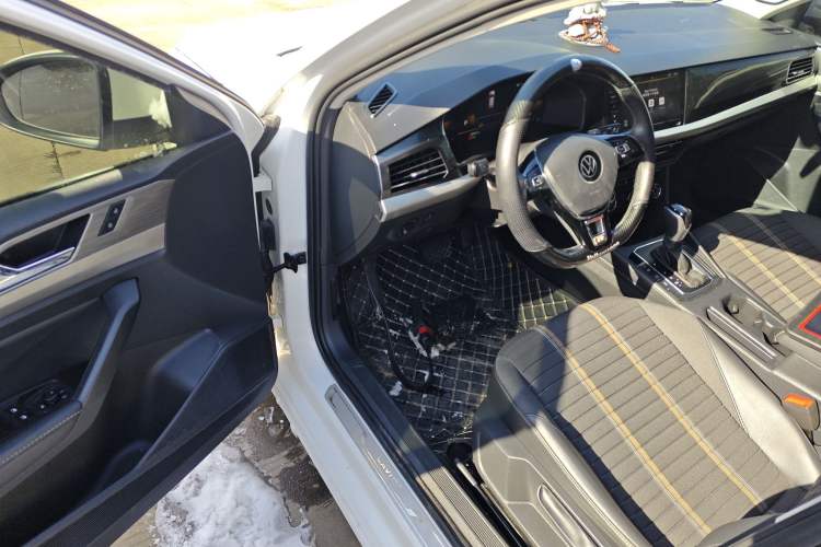 Used Volkswagen Lavida 2021 1.5L Automatic Vision Edition
