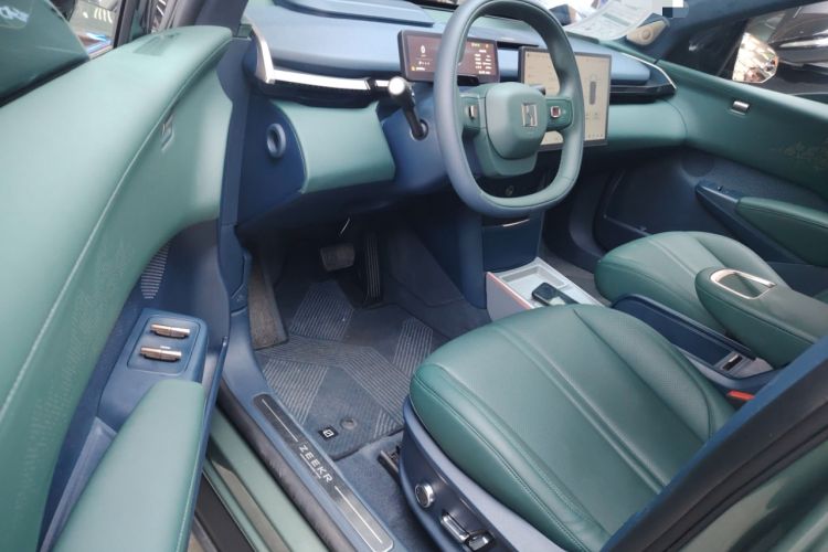 Used Zeekr X 2023 Four-Wheel-Drive YOU Edition 5 Seats
