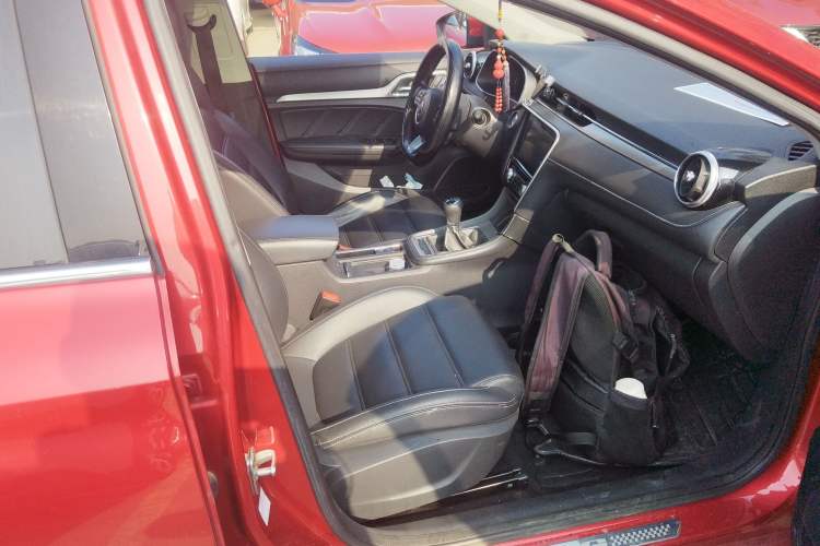 Used MG 6 2017 20T Manual Luxury Smart Connect Version China V Standard
