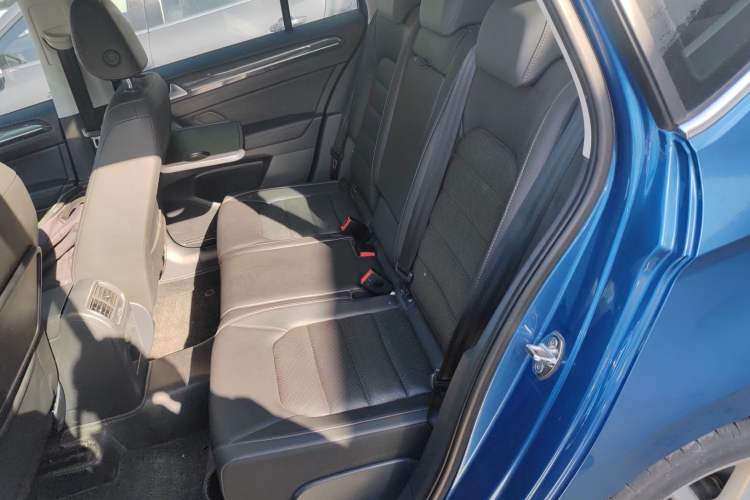 Used Volkswagen Golf Sportsvan 2016 230TSI Automatic Luxury Version
