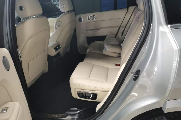 Used Li Auto L7 2023 Pro Model
