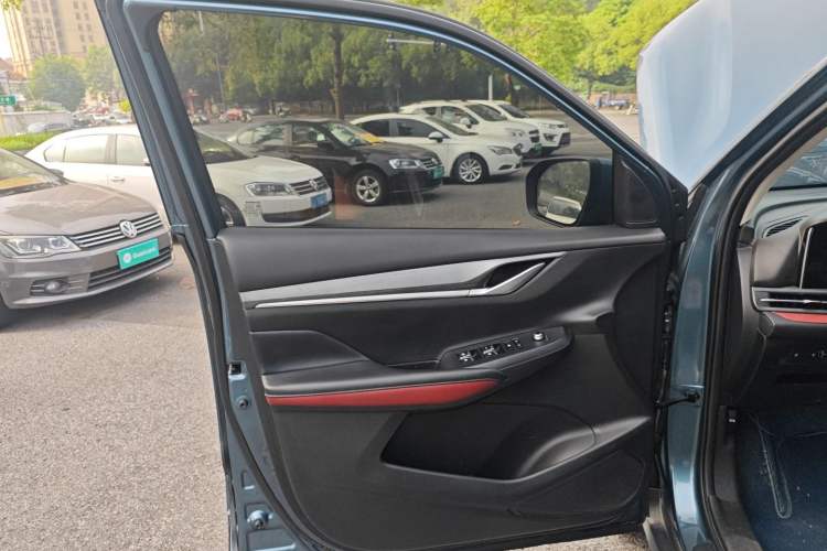 Used Changan CS55PLUS 2020 1.5T Automatic Colorful Model
