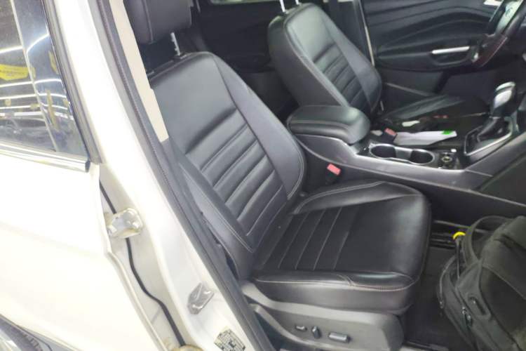 Used Ford Kuga 2015 1.5L GTDi Four-Wheel-Drive Elite Model