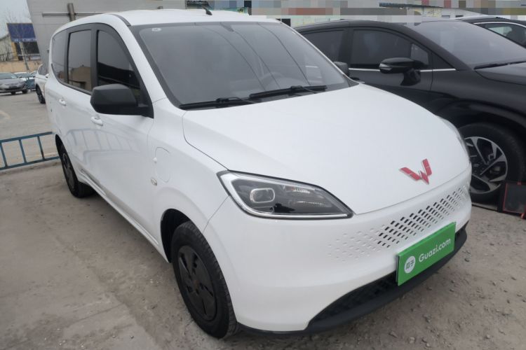 Used Wuling Hongguang New Energy 2025 Extended-Range Hybrid 50KM Comfort Version
