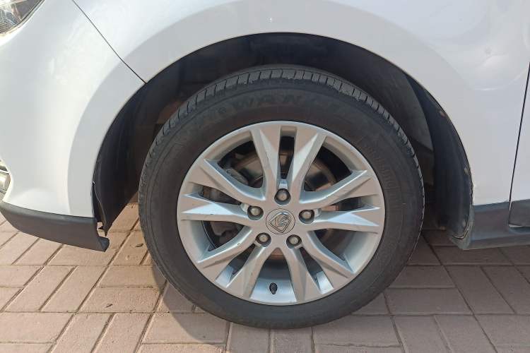 Used Baojun 730 2016 1.5L Manual Comfort Version 7 Seats China V Emission Standard
