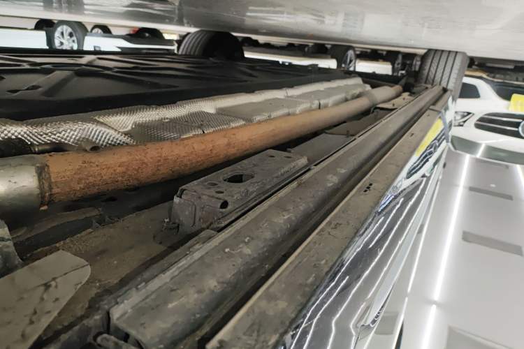 Used Denza D9 2024 DM-i 980 Four-Wheel Drive Prestige Model
