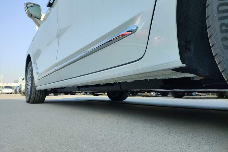 Used Buick GL8 New Energy 2024 Lu Zun Luxury Edition 7-Seater