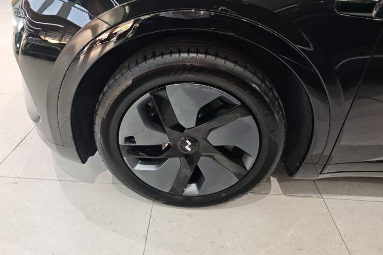 Used ONVO L60 2024 60 kWh Rear-Drive Version
