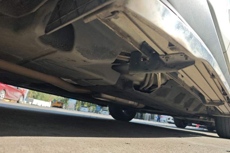 Used Ford Edge 2015 2.0T GTDi Two-Wheel-Drive High-Line Version