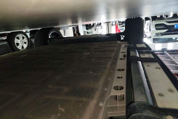 Used  V23 2025 501 Four-Wheel Drive Intelligent Driving Version
