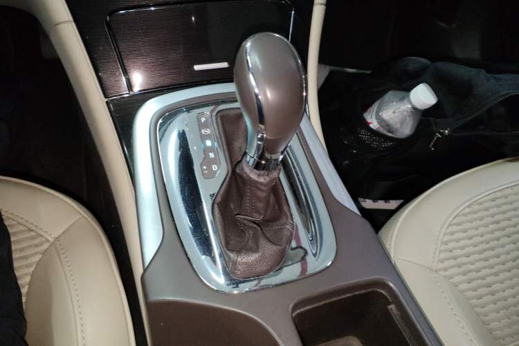 Used Buick Regal 2015 2.0L Leading Fashion Edition
