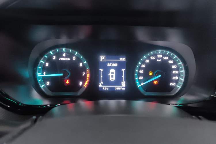 Used Oshan X5 2021 Revised Version 1.5T DCT Luxury Edition
