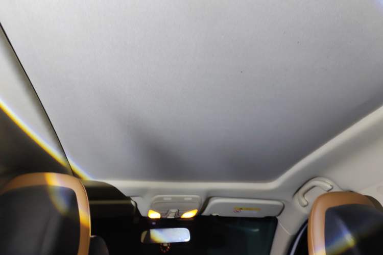 Used Soueast DX7 2015 1.5T Automatic Prestige Model
