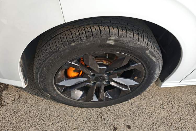 Used Dongfeng Aeolus Yixuan 2023 Mach Edition 1.5L Automatic Chasing Shadow Version
