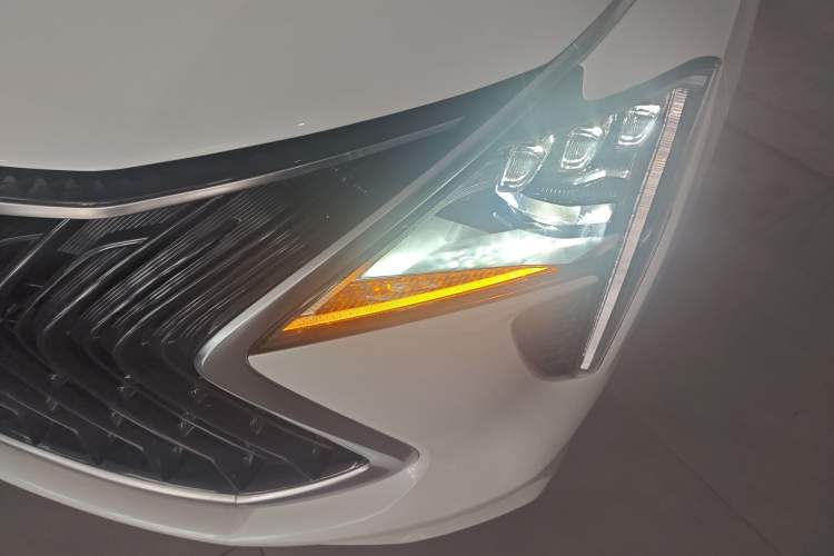 Used FORTHING Yacht 2024 1.5T DCT Guanhai Edition
