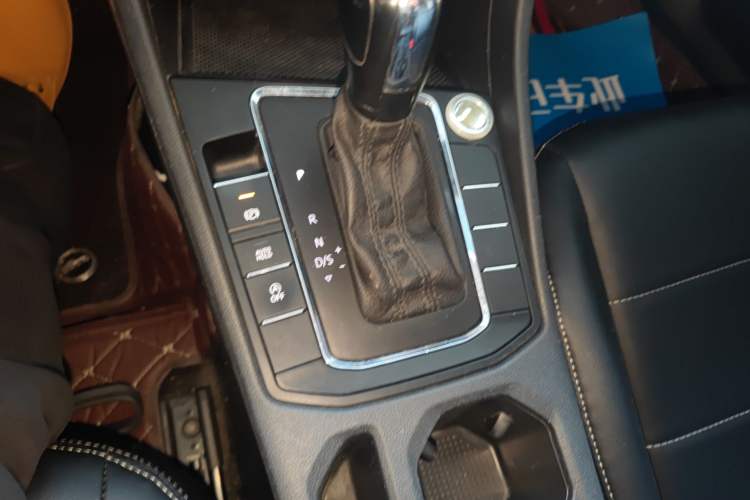 Used Volkswagen Bora 2020 1.5L Automatic Fashion Edition
