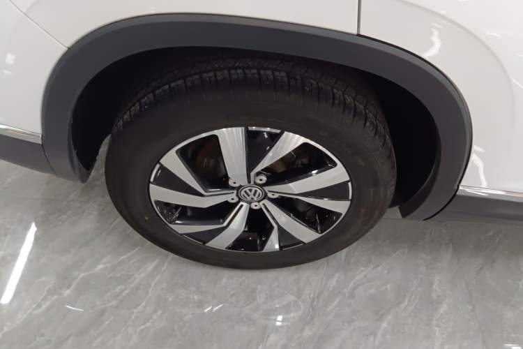 Used Volkswagen Tayron 2020 330TSI Two-Wheel Drive Luxury Smart Connectivity Version
