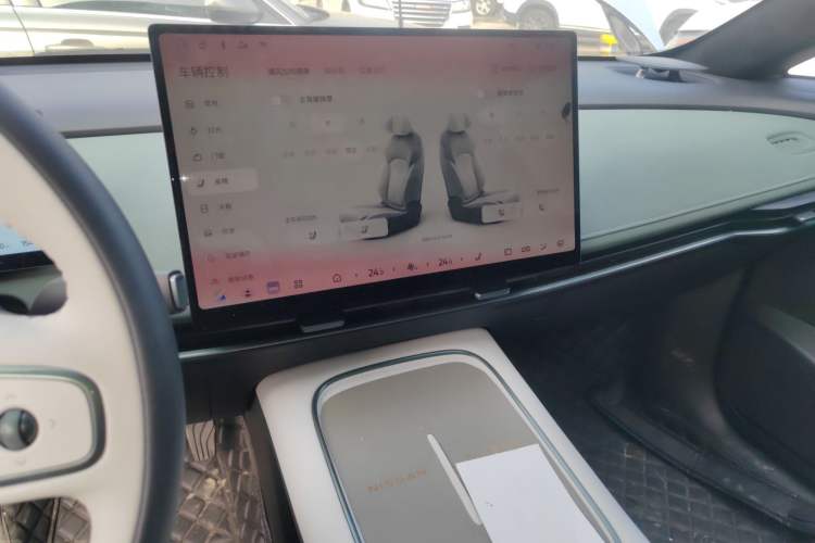 Used Nissan N7 2025 510 Max