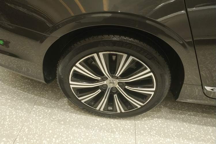 Used Volvo S90 2022 B5 Zhiyi Luxury Edition
