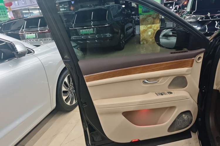 Used Hima AITO M7 2024 1.5T Rear-Drive Plus Version 5 Seats
