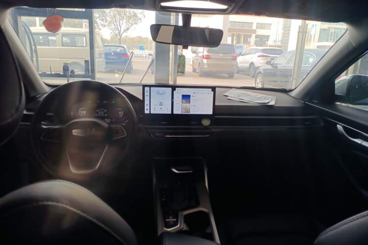 Used Geely Auto Emgrand 2025 4th Generation 1.5L CVT Longteng Edition