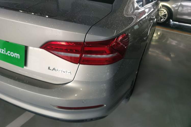 Used Volkswagen Lavida 2018 1.5L Automatic Fashion Edition China V Standard
