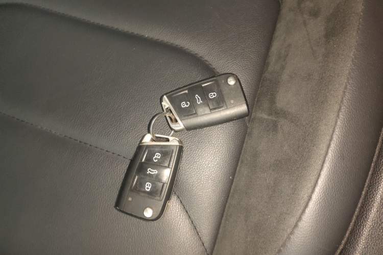 Used Volkswagen Tiguan L 2018 Revised Version 330TSI Automatic Two-Wheel Drive Comfort Edition
